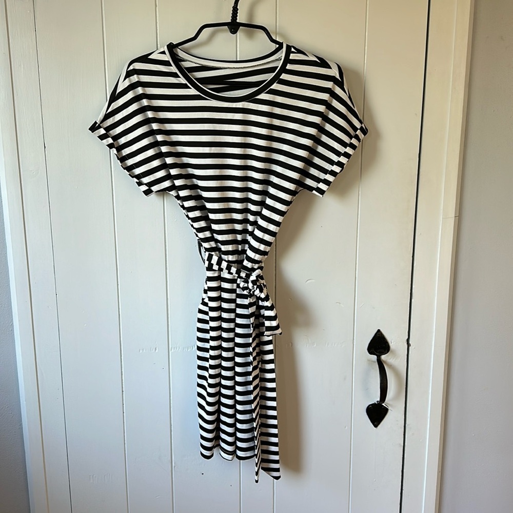 Black and white dress